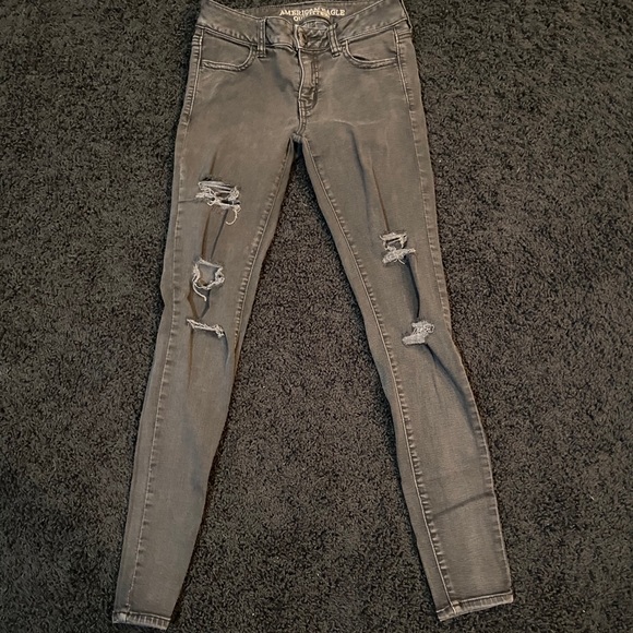 Black American Eagle skinny jeans - Picture 1 of 3
